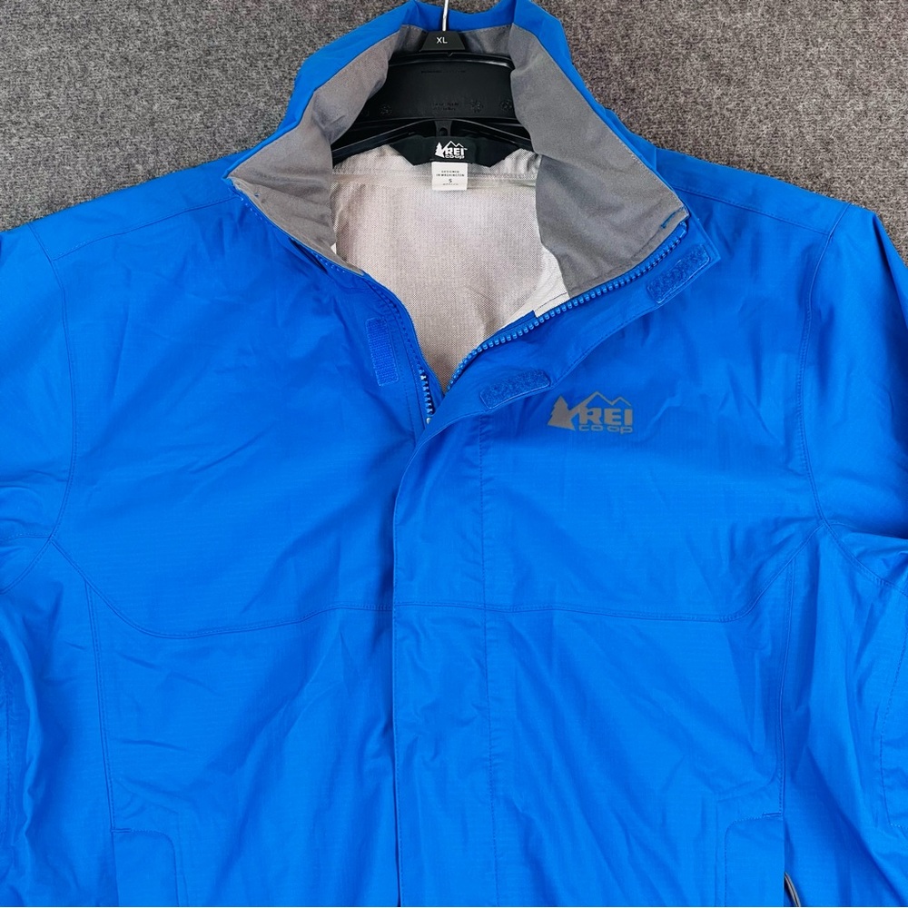REI Co-op Peak 2.5L Rain Jacket Mens S Blue Hooded Lightweight Waterproof Shell - Picture 2 of 15